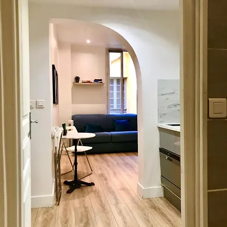 36 Rue Droite Nizza