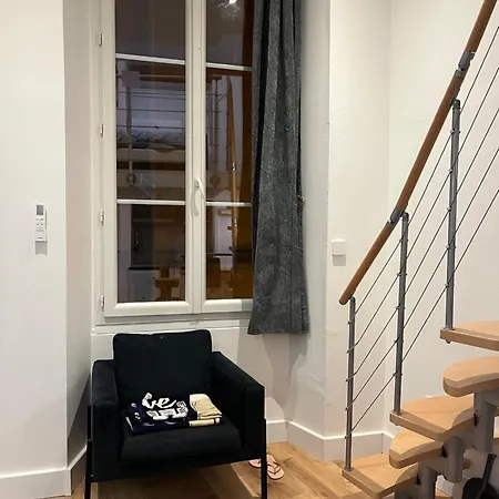 36 Rue Droite *